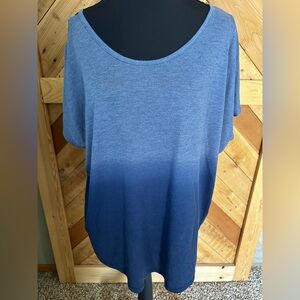 Women's Two-Tone Blue Scoop Neck Top
